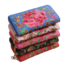 Load image into Gallery viewer, Ethnic Style Purse Single Female Handbag Embroidered Roses Large-capacity Card Bag with Mobile Phone Bag