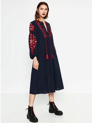 New ethnic style long sleeved mid length dress with embroidered lace up loose A-line lantern sleeve dress