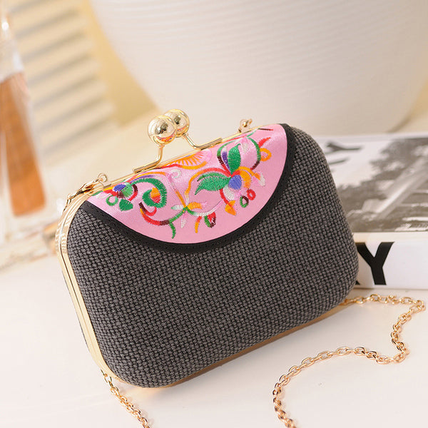 New Embroidered Women's Bag Ethnic Style One Shoulder Cross over Mobile Phone Bag Trend One Shoulder Cross over Small Bag