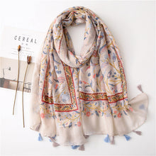 Load image into Gallery viewer, Japanese Literary and Artistic Fresh Cotton and Linen Scarf Retro Patchwork Bohemian Cashew Print Silk Scarf Beautiful Sunscreen Scarf