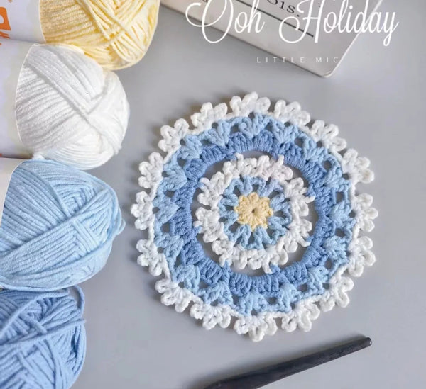 Hand-crocheted Small Daisy Coasters, Anti-scalding and Heat-insulating Cushions, Wool Coasters, Gifts for Girlfriends, Flower Slices in Large Quantities