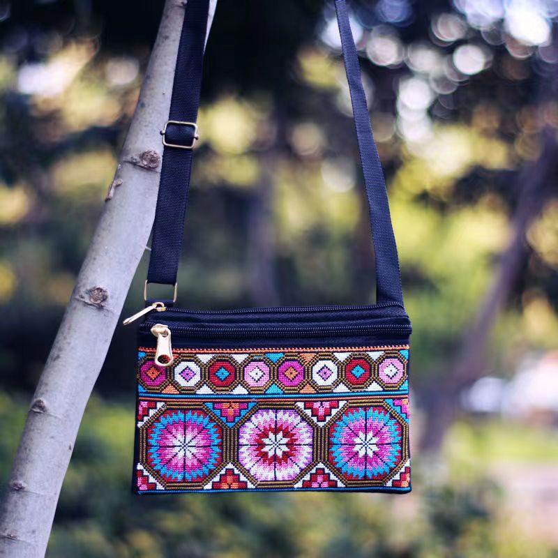 New Ethnic Style Cross Stitch Wallet Double Pull Crossbody Bag One Shoulder Embroidery Bag