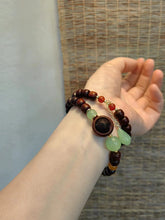 Load image into Gallery viewer, A New Retro and Niche Zen Themed Sandalwood Beads Bracelet Necklace