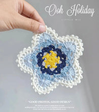 Load image into Gallery viewer, Hand-crocheted Small Daisy Coasters, Anti-scalding and Heat-insulating Cushions, Wool Coasters, Gifts for Girlfriends, Flower Slices in Large Quantities