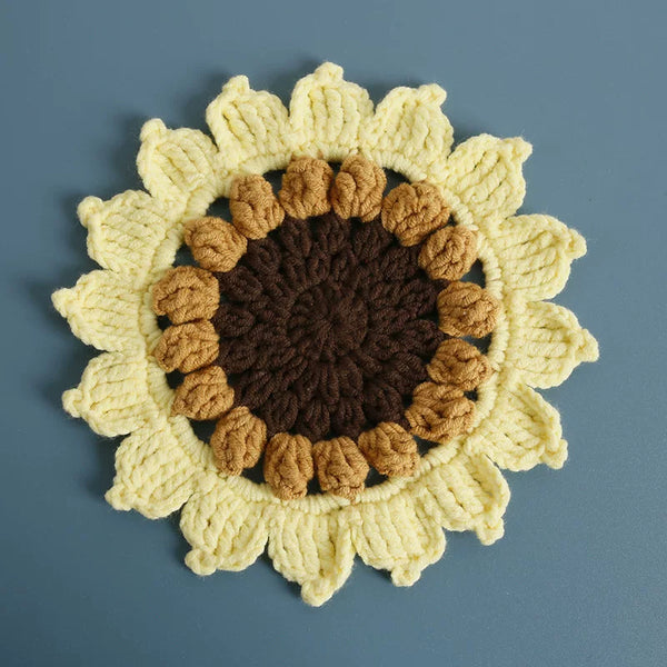 Non-slip Hand-woven Exquisite Large Coaster Sweet Wool Crocheted Vase Mat New Handmade Knitted Flower