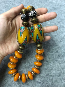 Nepali handmade Tibetan jewelry, vintage ethnic style, trendy fashion, exaggerated large necklace