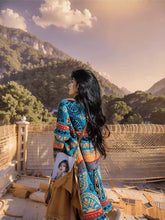 Load image into Gallery viewer, Ethnic Style Knitted Sweater Jacket Top Women&#39;s Autumn Fringed Warm Thickened Loose Medium and Long Cardigan