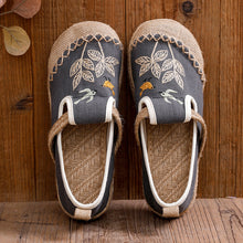 Load image into Gallery viewer, Ethnic Style Embroidered Cloth Shoes, New Hand-embroidered Linen Shoes, Soft-soled Breathable Woven Women's Shoes