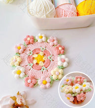 Load image into Gallery viewer, Hand-crocheted Small Daisy Coasters, Anti-scalding and Heat-insulating Cushions, Wool Coasters, Gifts for Girlfriends, Flower Slices in Large Quantities