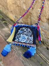 Load image into Gallery viewer, Ethnic Style Embroidered Diagonal Hanging Small Bag, Fringed Bag, Ancient Style Embroidered Bag