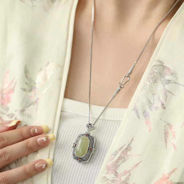 925 Silver Retro New Jade Egg Surface Sachet Pendant Can Be Opened Pendant Necklace Light Luxury Versatile Premium