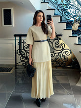 Load image into Gallery viewer, Elegant O Neck Short Sleeve Maxi Dress Women Fashion Solid Pleated Gauze Patchwork Dresses 2025 New Lady Office Commute Vestidos