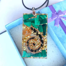 Load image into Gallery viewer, Orgonite Energy Pendant Green Malachite Tree of Life Orgone Chakra Healing Necklace Gift Package