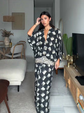 Load image into Gallery viewer, Elegant Plaid Printed Women's Dress V-neck Batwing Sleeve Waist Cinching Long Dress 2026 Spring Summer Casual Holiday Lady Robes