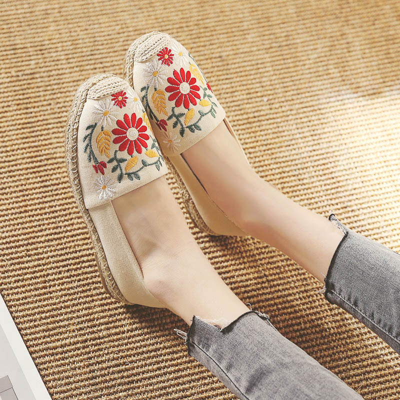 Spring New Straw Linen Shoes Ethnic Style Embroidery Flower Women's Single Shoes Breathable and Sweat-absorbing Flat Bottom Shoes