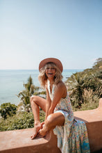 Load image into Gallery viewer, Chiffon Beach Dress Printed V-neck Short-sleeved Bohemian Dress