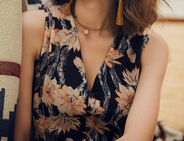 VINTAGE CHIFFON V-NECK SLEEVELESS FLORAL MAXI DRESS