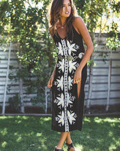 Load image into Gallery viewer, Bohemian vacation wind lapel embroidery harness split black dress dress