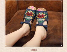 Load image into Gallery viewer, Ethnic Style Wedge with Non-slip Fish Mouth Type Embroidered Sandals and Slippers