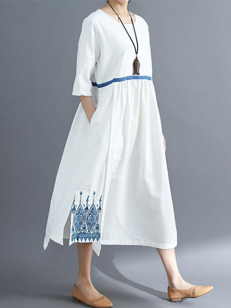 Embroidered Split Loose National Style Dress