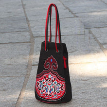 Load image into Gallery viewer, Original ethnic style patch embroidery small handle with special bag