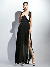 Load image into Gallery viewer, Fashion White&amp;Black V-Neck Sleeveless Maxi Dress Evening Dress