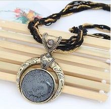 Load image into Gallery viewer, Hand-woven Bohemian Round Gem Necklace