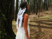 Load image into Gallery viewer, White Feather Bohemian Wedding Bride Headwear