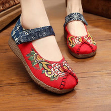 Load image into Gallery viewer, Peony Embroidered Old Peking Hook Loop Flat Shoes