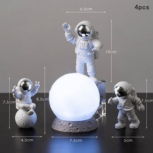 3Pc Astronaut Decor Action Figures and Moon Home Decor Resin Astronaut Statue Room Office Desktop Decoration Presents Boy Gift