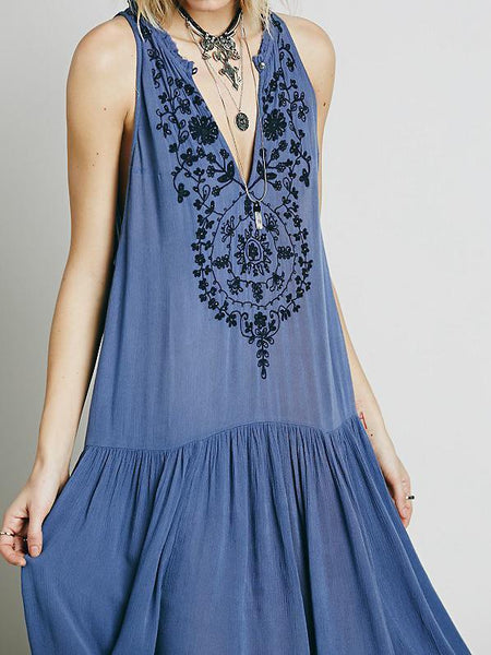 V-NECK EMBROIDERY SLEEVELESS LONG DRESS