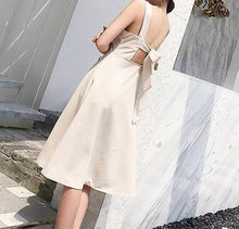 Load image into Gallery viewer, 2018 VINTAGE HIGH-WAIST BOW LONG DRESS