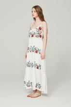 Load image into Gallery viewer, 2018 New Spaghetti Strap Floral Embroidered Maxi Dress