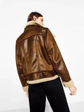 Load image into Gallery viewer, Fleece Stitching Women Suede Coat Jacket