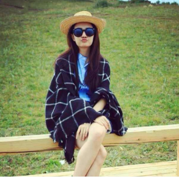 Women Winter Black and White Checked Scarf