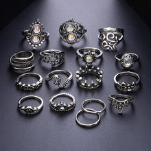 Load image into Gallery viewer, Heart-Shaped Flower Large Gemstone Crown Vintage Carved 16-Piece Set Ring