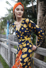 Load image into Gallery viewer, V-Neck Print Slim Fit Bohemian Long Dress