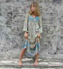 Load image into Gallery viewer, Spring New Boho Retro Positioning Print Holiday Dress
