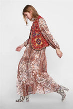 Load image into Gallery viewer, Boho Autumn Orang Floral Embroidery Sleeveless Outerwear Jacket