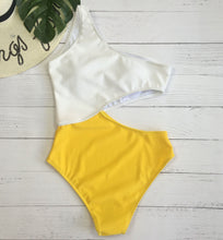 Load image into Gallery viewer, Colorblock Stitching Sexy Strapless One Piece Swimsuit