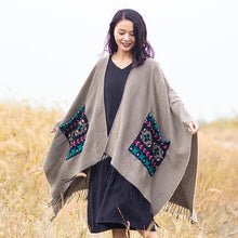 Load image into Gallery viewer, Open Fork Pockets Fethnic  Scarf Women with Spring and Autumn Outside with Air-conditioned Shawl Cloak