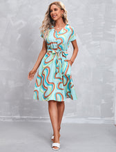 Load image into Gallery viewer, Summer print short sleeve dress