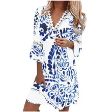 Load image into Gallery viewer, V-neck-print lace panels, bohemian casual resort-inspired dress