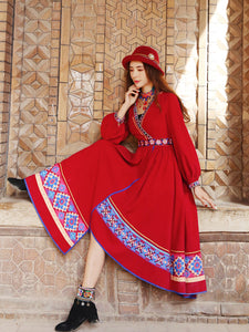 Retro ethnic women's dress embroidered women's new style in autumn and winter