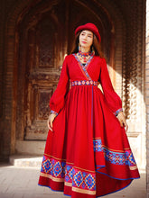 Load image into Gallery viewer, Retro ethnic women&#39;s dress embroidered women&#39;s new style in autumn and winter