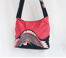 Load image into Gallery viewer, New Ethnic Embroidery Shoulder Bag Joker Light Shoulder Bag