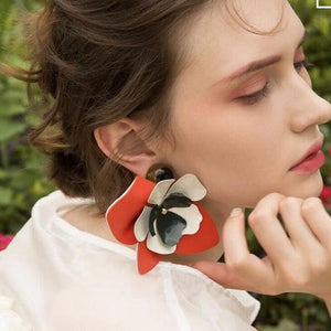 Elegant Leather Flower Earrings