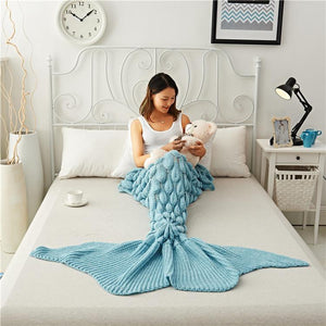 Oversized Fishtail Mermaid Tail Thickened Adult Knit Blanket