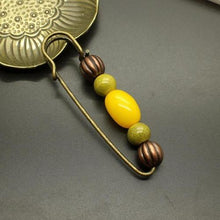 Load image into Gallery viewer, Retro Nepal Brooch Accessories Small Artifact.
