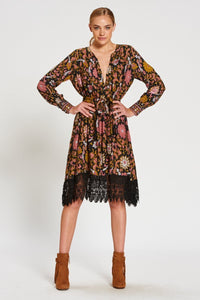 Boho Vintage Floral V-neck Lace-up Lace Loose Midi Dress